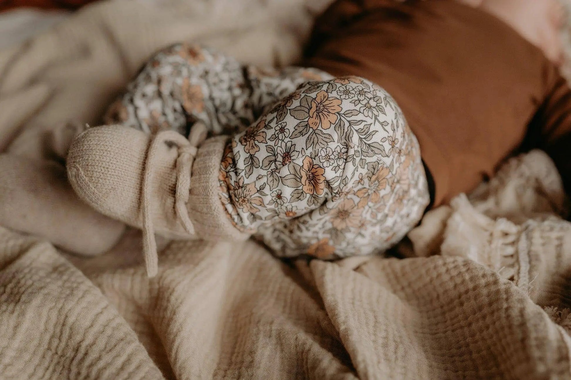AnouKidz Newborn Broekje Vintage Flowers