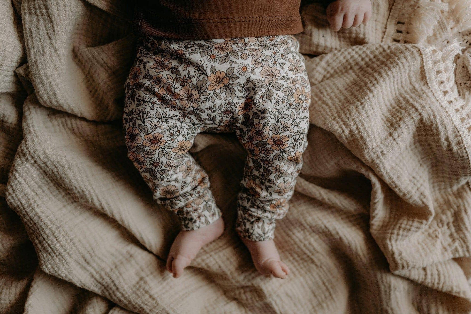 AnouKidz Newborn Broekje Vintage Flowers